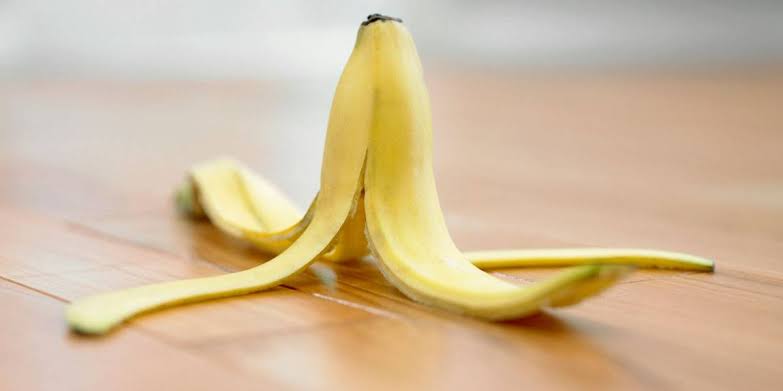 فوائد قشر الموز للبشره