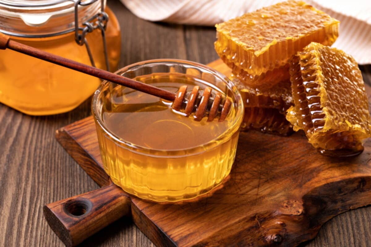 السعرات الحراريه في العسل