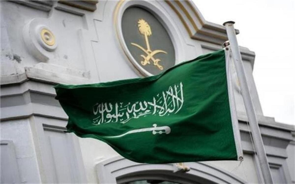 شعر عن الوطن المملكة العربية السعودية قصير الجواب