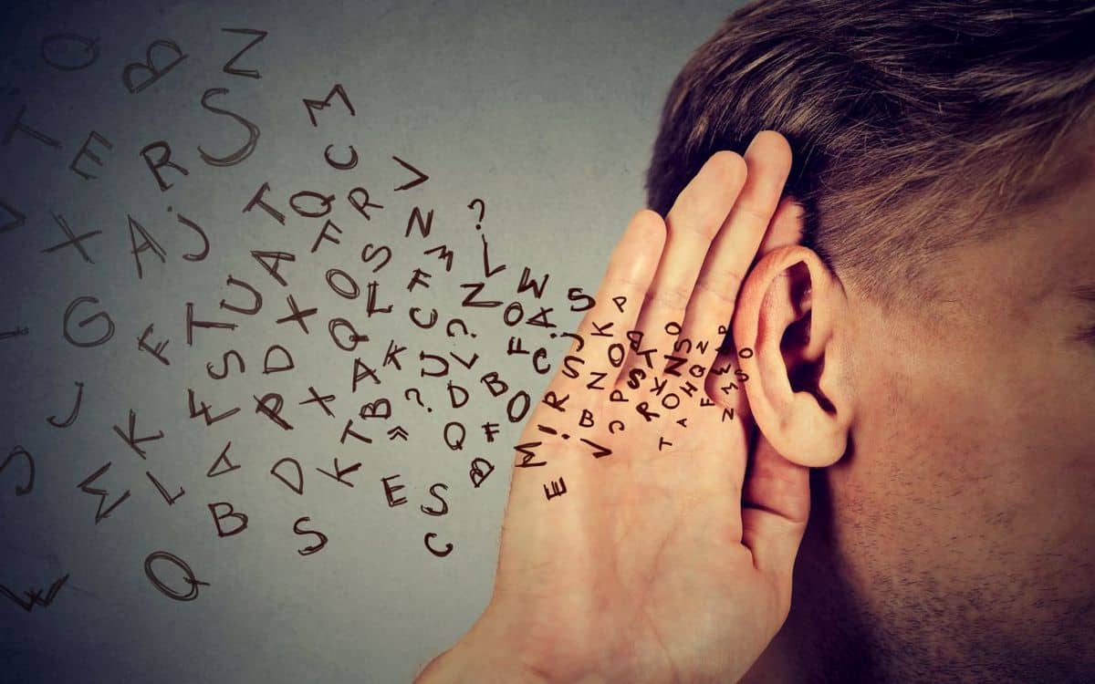 الفرق بين الاستماع والانصات الجواب