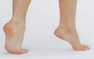 أسباب ألم كعب القدم أسباب ألم كعب القدم